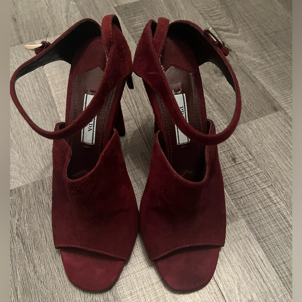 Like new Prada heels